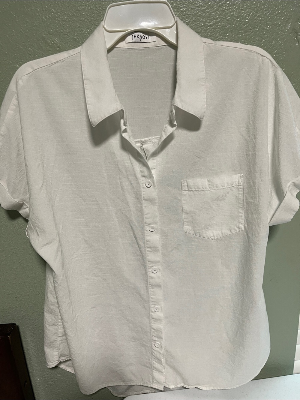 Amazon White Cotton Short-Sleeve Button Down Shirt for Women